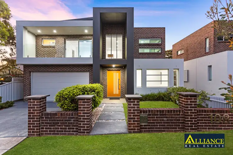 2/108 Sherwood Street, Revesby NSW 2212