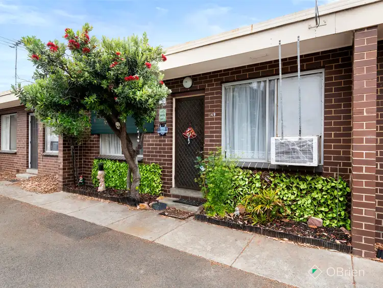 2/16-18 Walbundry Avenue, Frankston VIC 3199