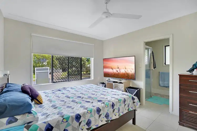 Fifth view of Homely house listing, 2 Laidley Close, Bentley Park QLD 4869