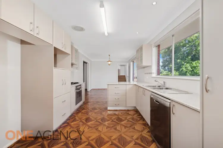 Fifth view of Homely house listing, 8 Regency Place, Orange NSW 2800