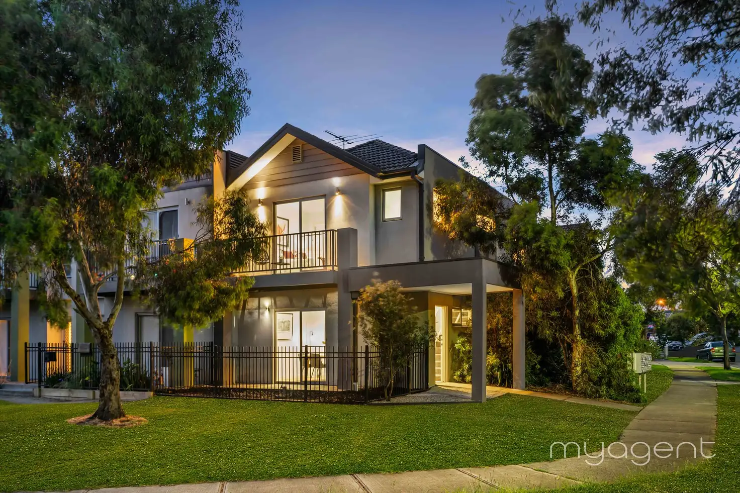 Main view of Homely townhouse listing, 31/60-70 Cradle Mountain Drive, Craigieburn VIC 3064