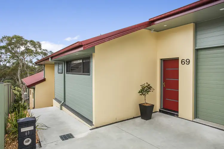 69 Waratah Road