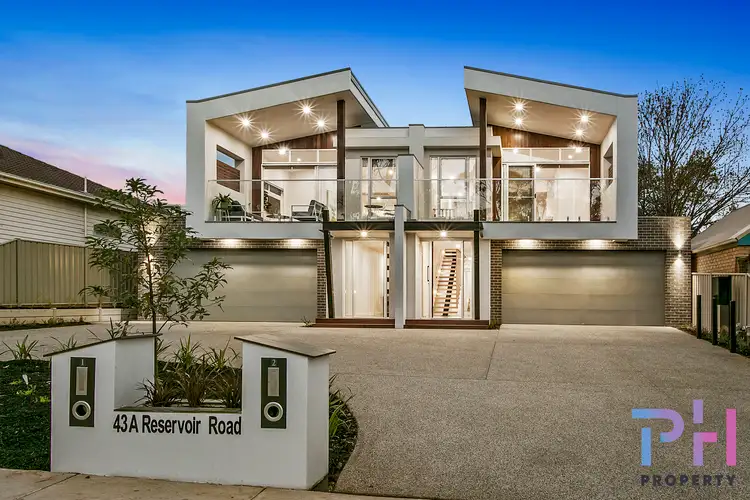 2/43A Reservoir Road, Strathdale VIC 3550