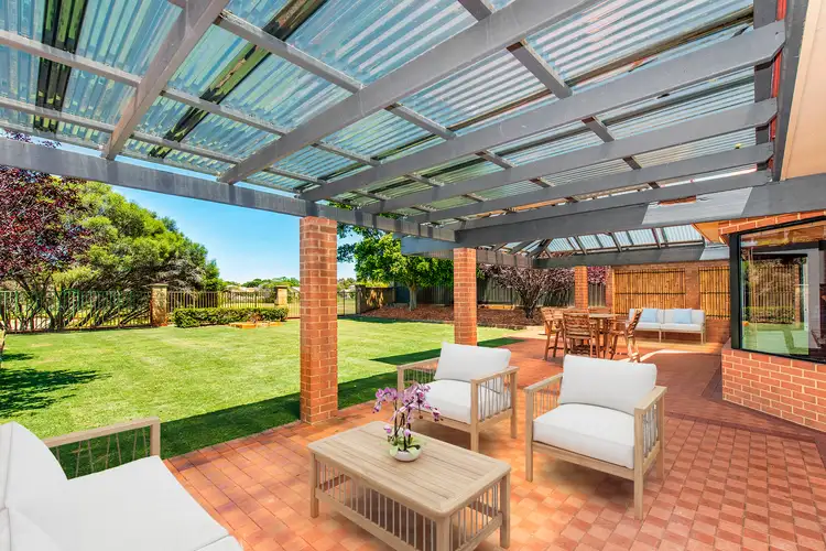 332 Vines Avenue, The Vines WA 6069