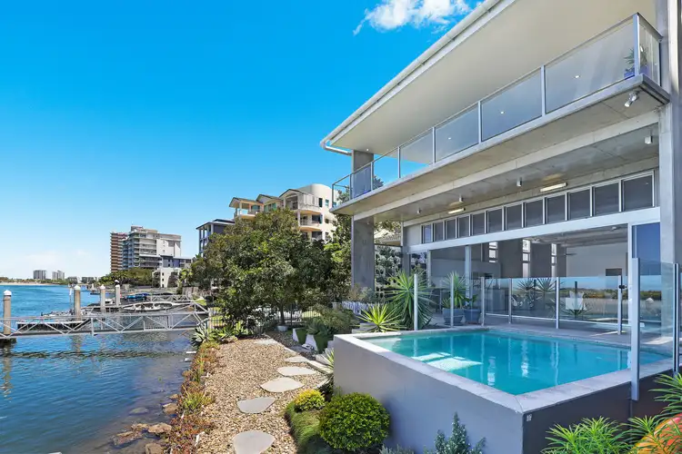 96 Duporth Avenue, Maroochydore QLD 4558