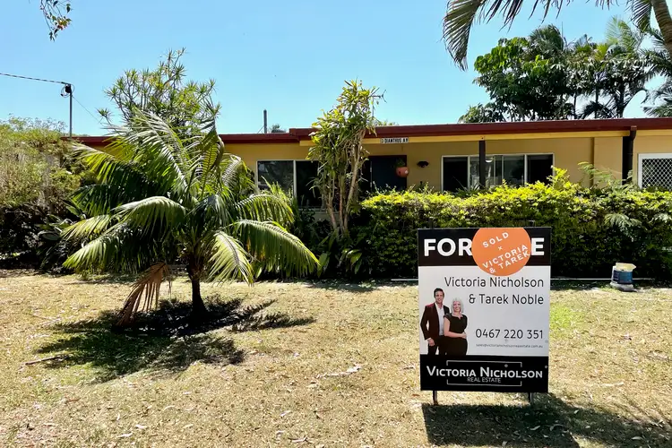 3 Dianthus Avenue, Banksia Beach QLD 4507