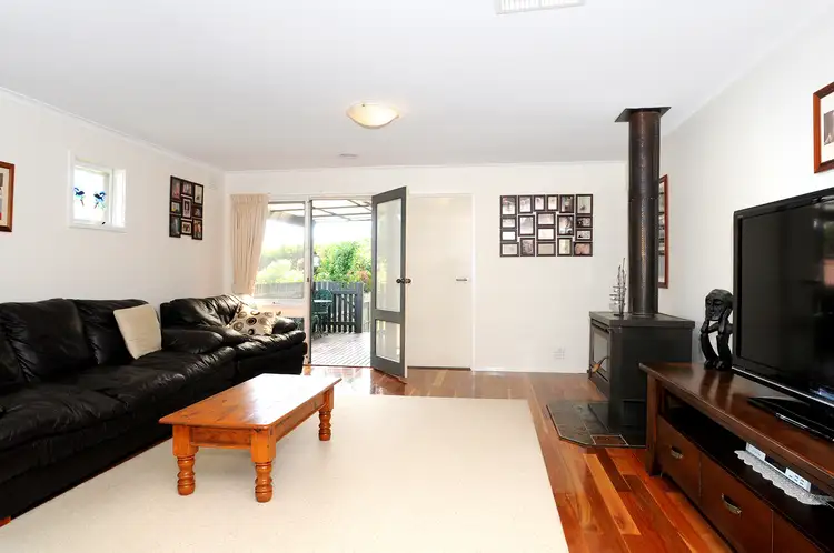 Fourth view of Homely house listing, 3 Jules Court, Yarra Glen VIC 3775