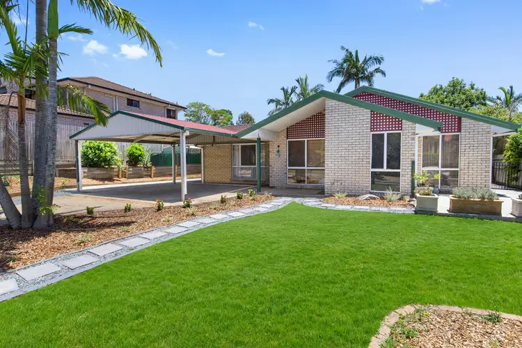 15 Delacroix Place, Mackenzie QLD 4156