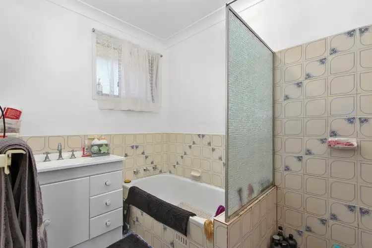 Fifth view of Homely house listing, 18 Johns Drive, Kootingal NSW 2352