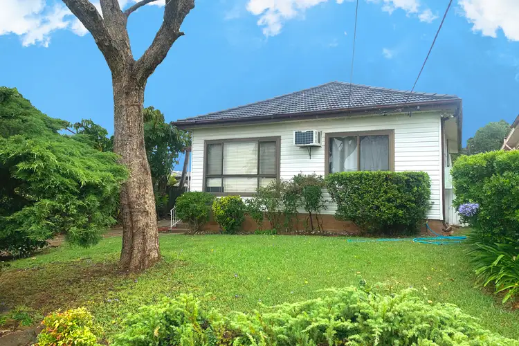 29 Preston Road, Old Toongabbie NSW 2146