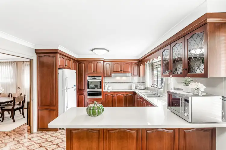 37 Musgrave Crescent, Fairfield West NSW 2165