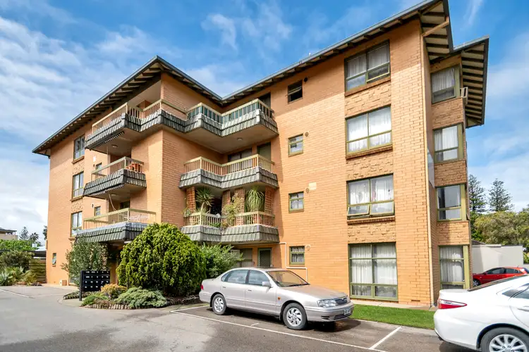 8/34 Nile Street, Glenelg SA 5045