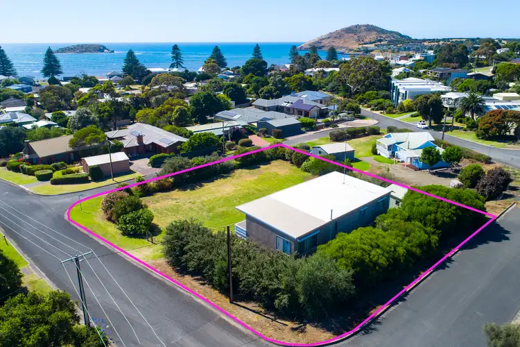 5 Innes Avenue, Encounter Bay SA 5211