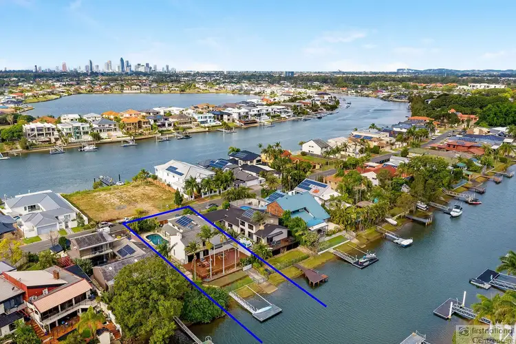 7 Witt Avenue, Carrara QLD 4211