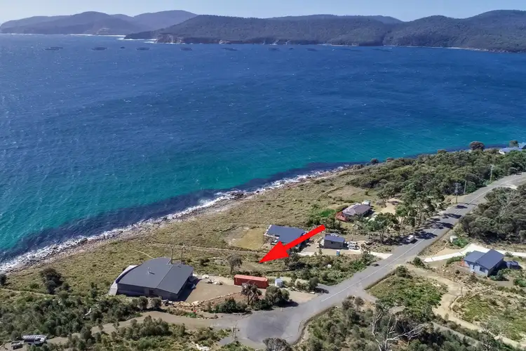 606 White Beach Road, White Beach TAS 7184