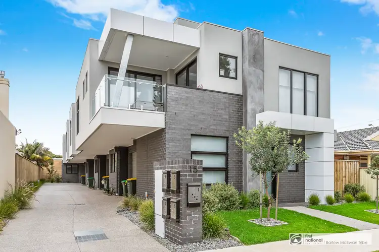 4/15 Davies Street, Altona VIC 3018