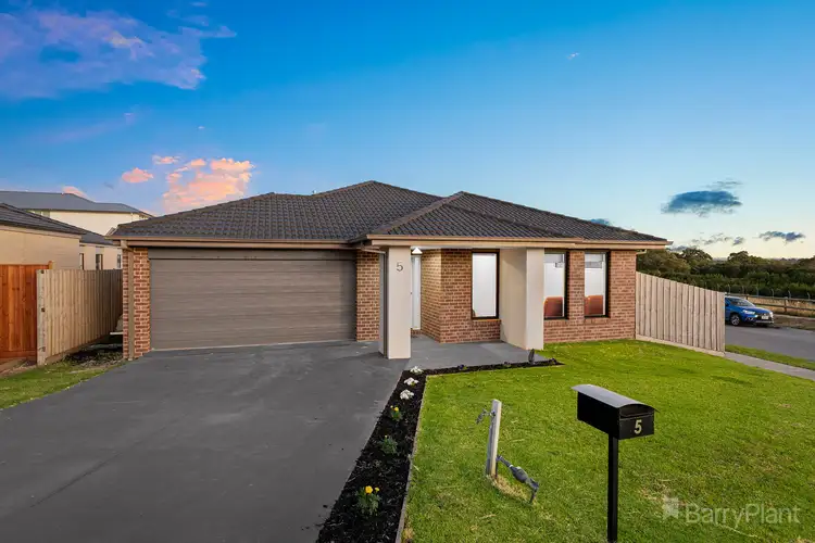5 Scentbark Way, Garfield VIC 3814