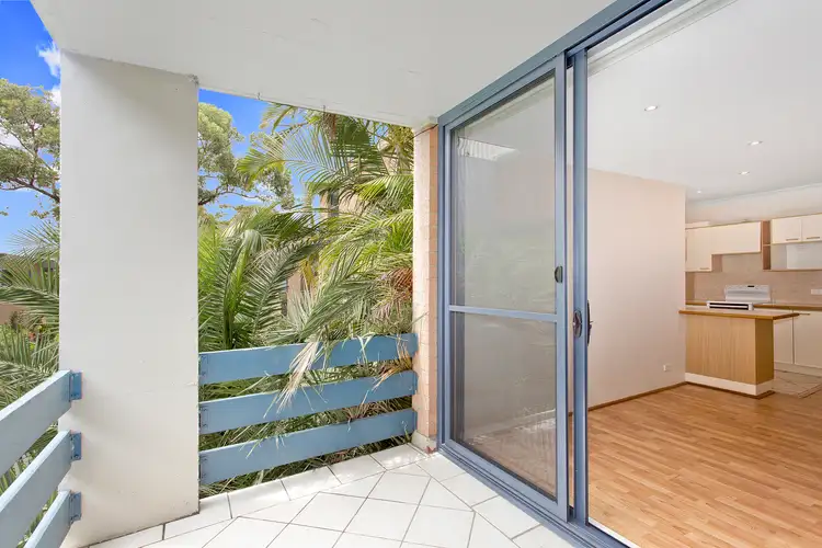 Third view of Homely apartment listing, 6/34 The Crescent, Dee Why NSW 2099