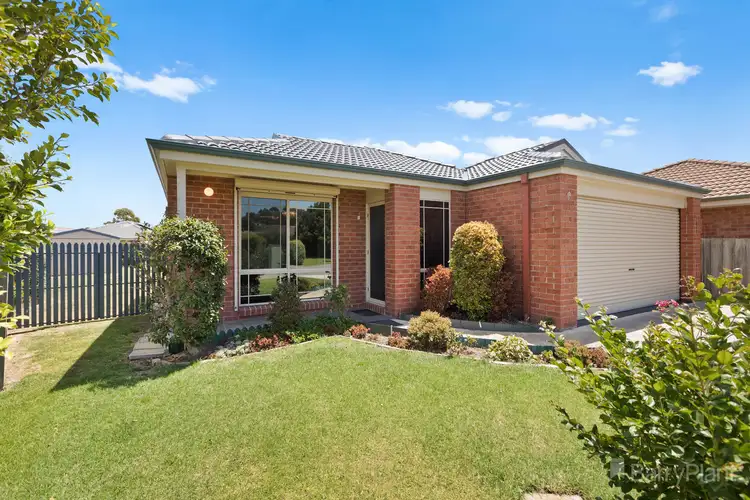 2 Capri Court, Pakenham VIC 3810