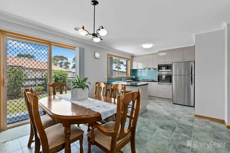 Third view of Homely house listing, 2 Capri Court, Pakenham VIC 3810