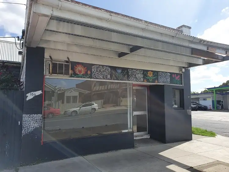 186 Somerville Road