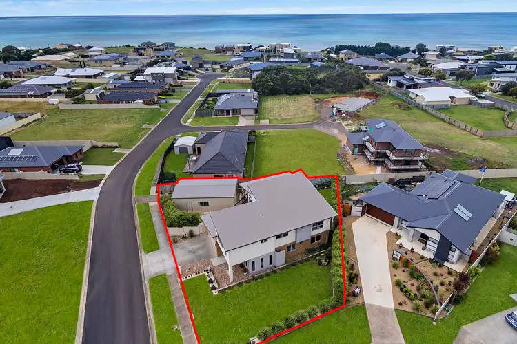 16 Aquarius Court, Portland VIC 3305