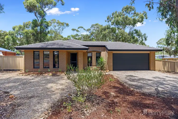 74 Pioneer Drive, Maiden Gully VIC 3551