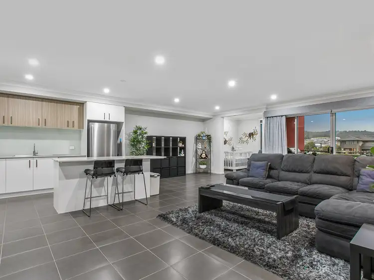 Second view of Homely unit listing, 6 Ezra Crescent, Officer VIC 3809