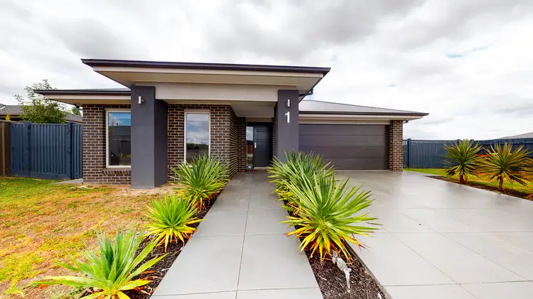 1 Whitby Avenue, Morwell VIC 3840