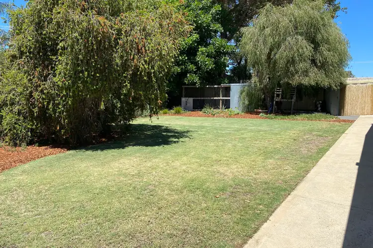 Seventh view of Homely house listing, 4 Henty Close, North Yunderup WA 6208
