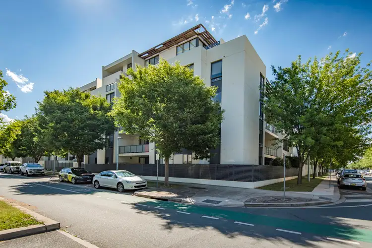 126/53 Eyre Street