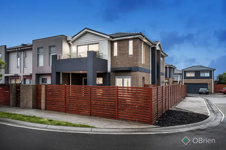 21 Woodright Circuit, Cranbourne VIC 3977
