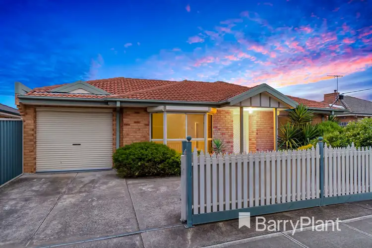 1/11 Conrad Street, St Albans VIC 3021