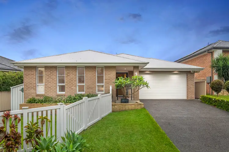 1 Nithsdle Street, Cameron Park NSW 2285