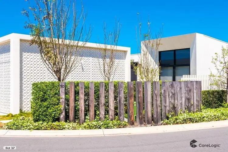 50 Theatre Drive, Benowa QLD 4217