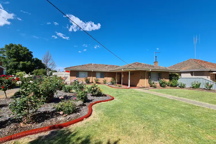 16 Rogers Avenue, Katanning WA 6317