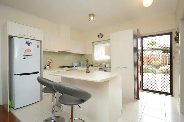 Fifth view of Homely unit listing, 4/5 Murphy Street, Bairnsdale VIC 3875