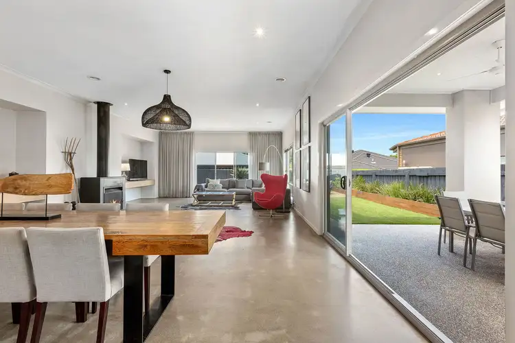 24 Shanns Avenue, Mount Martha VIC 3934