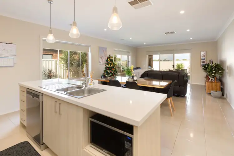 Sixth view of Homely house listing, 40 Derwent Way, West Wodonga VIC 3690