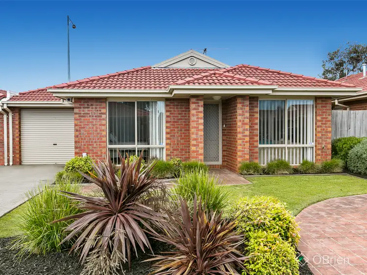 7/11 Coco Parade, Skye VIC 3977