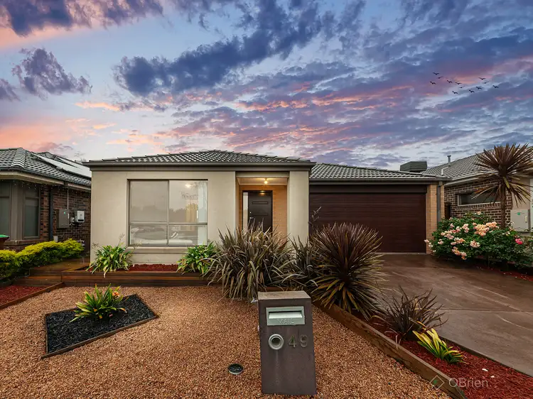 49 Burford Way, Cranbourne North VIC 3977