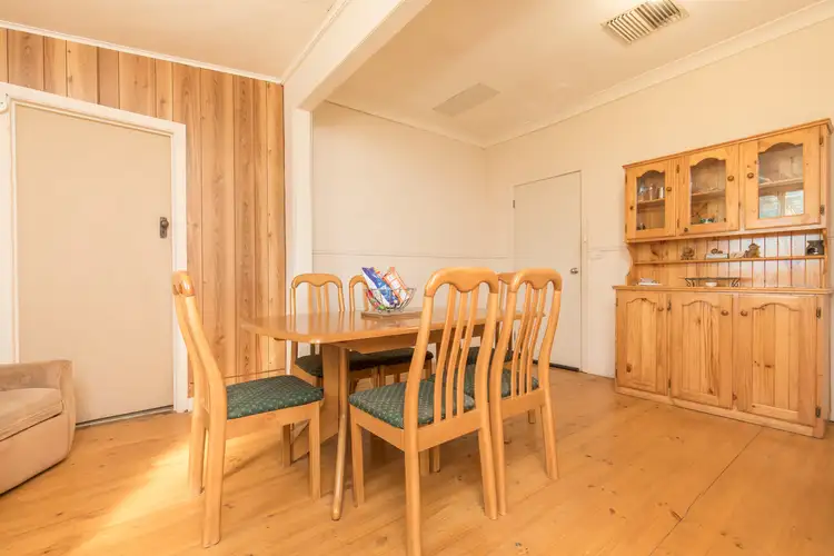 Fifth view of Homely house listing, 2 Waltham Avenue, Mildura VIC 3500