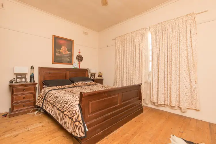 Seventh view of Homely house listing, 2 Waltham Avenue, Mildura VIC 3500