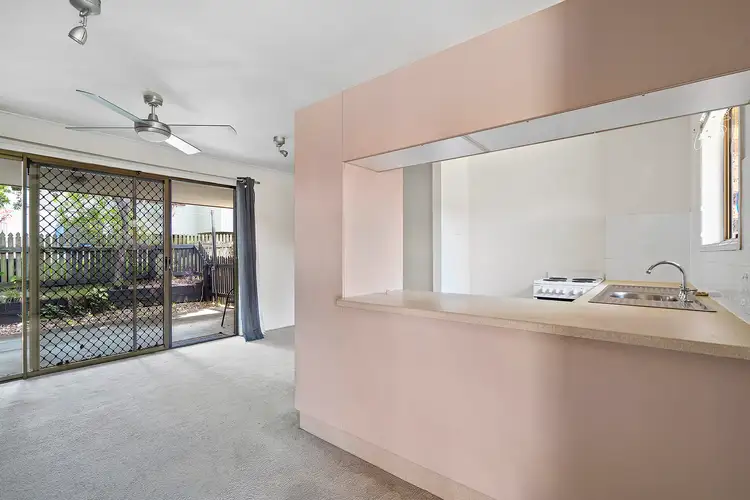 Sixth view of Homely townhouse listing, 3/121 Berrima Street, Wynnum QLD 4178