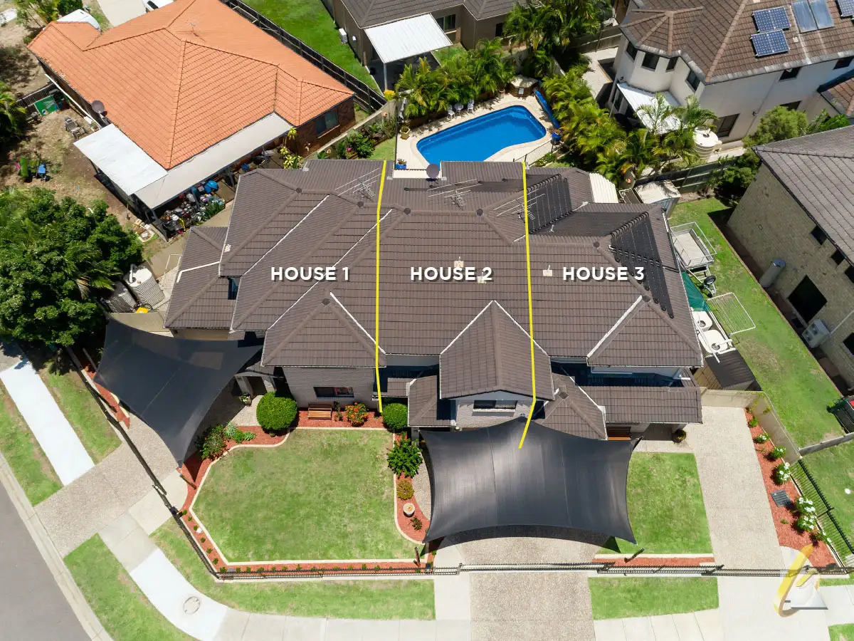 Main view of Homely townhouse listing, 37 Carisbrook Circuit, Forest Lake QLD 4078