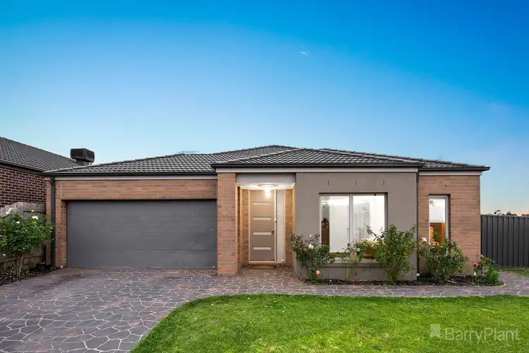 22 Belvedere Drive, Pakenham VIC 3810