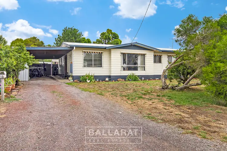 15 Burke Street, Beaufort VIC 3373