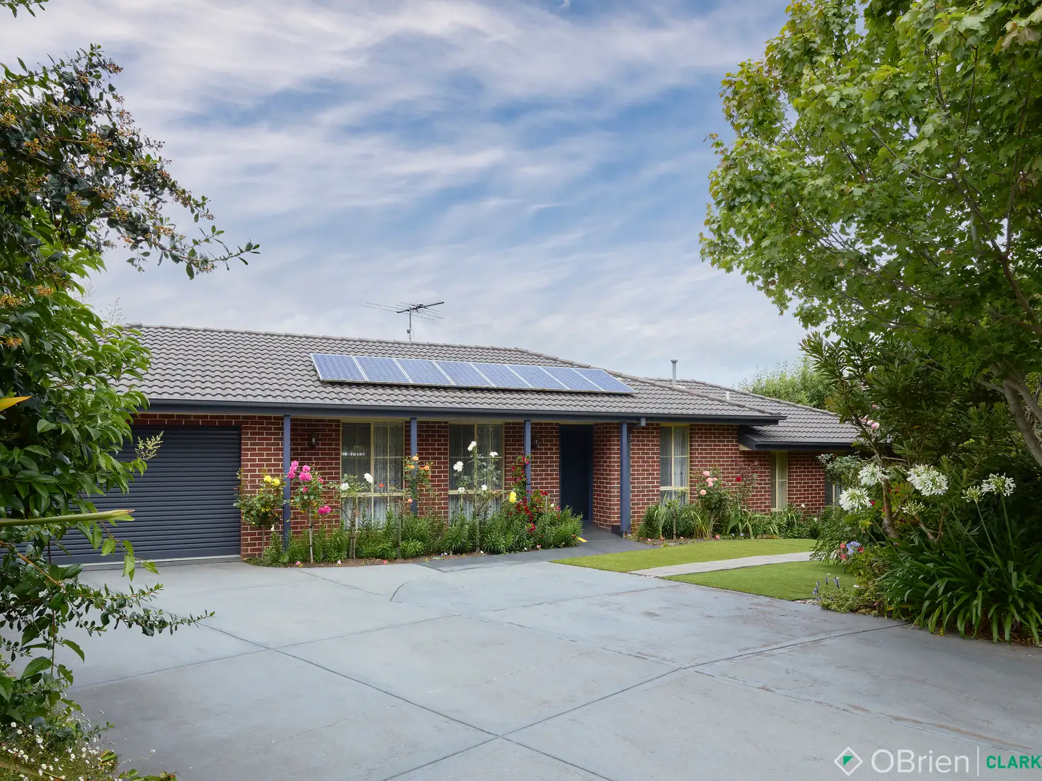Main view of Homely house listing, 10 Palm Square, Drouin VIC 3818