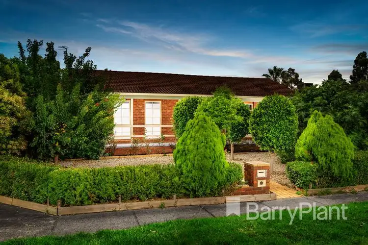 51 Cuthbert Drive, Mill Park VIC 3082