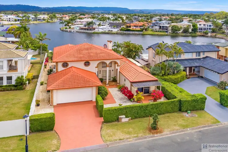 9 Antigua Way, Clear Island Waters QLD 4226